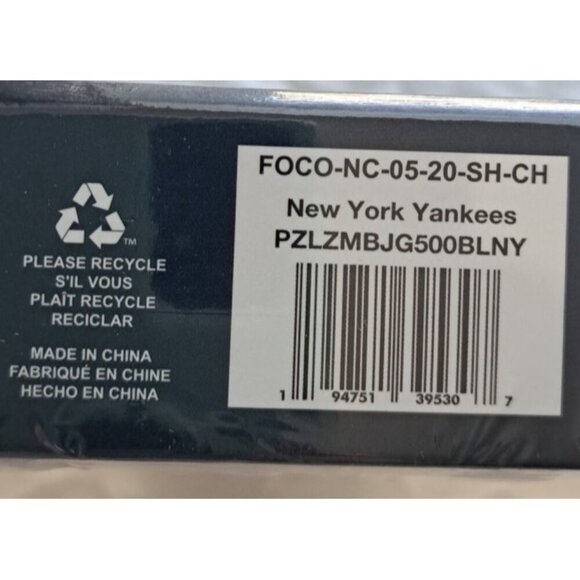 Foco PZLZ 500 Piece Jigsaw Puzzle New York Yankees Stadium and Logo New in Box - Picture 3 of 10